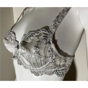 Lise Charmel Silver Gray Embroidered Floral Bra 32B Made In France